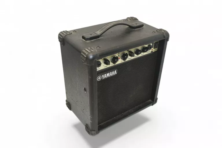 wzmacniacz-gitarowy-ga-15-piecyk-pokrowiec-ean-gtin-9074451407887