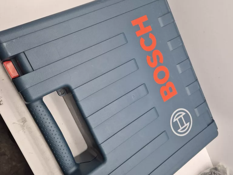 mlotowiertarka-wiertarka-udarowa-27j-790w-sds-plus-gbh-240-bosch-seria-gbh-240-0-611-272-100-0611272100