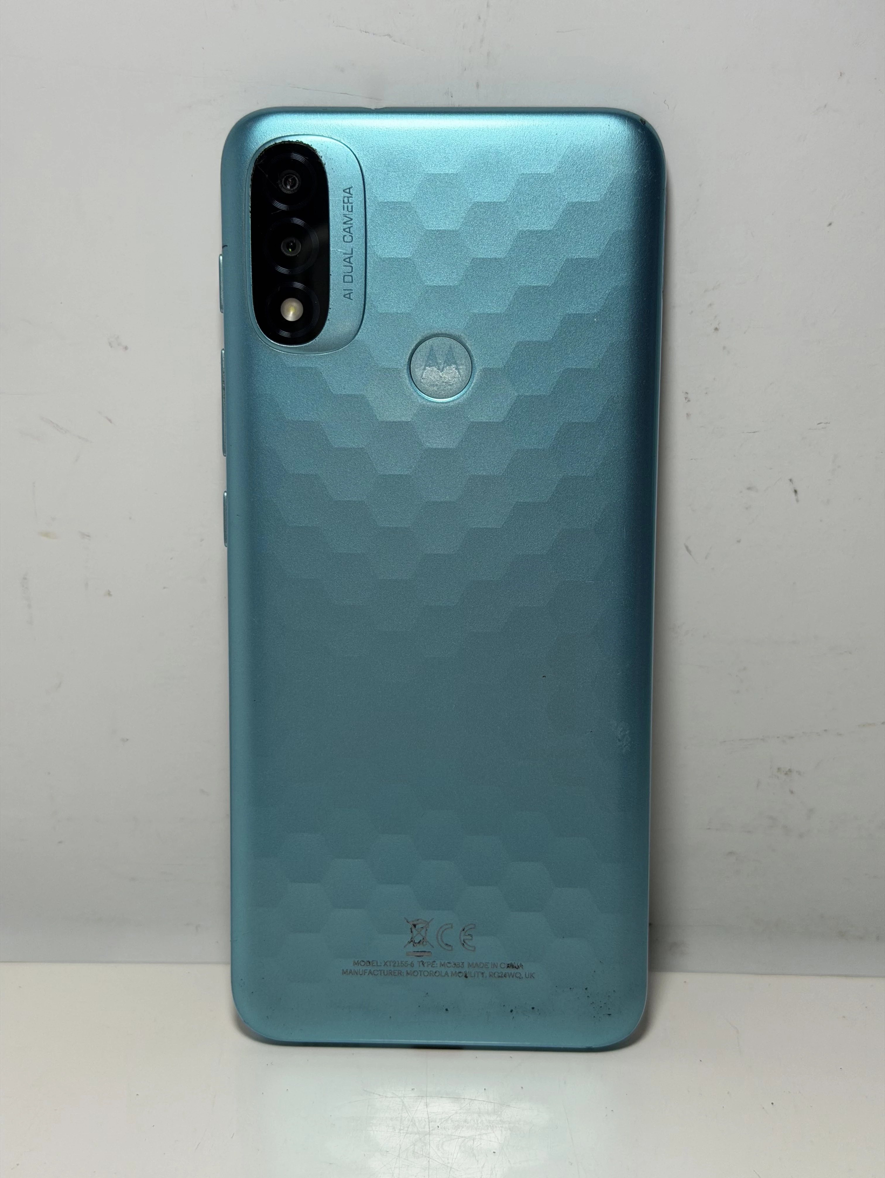 telefon-motorola-moto-e20-232gb-opis-ean-gtin-0840023226151