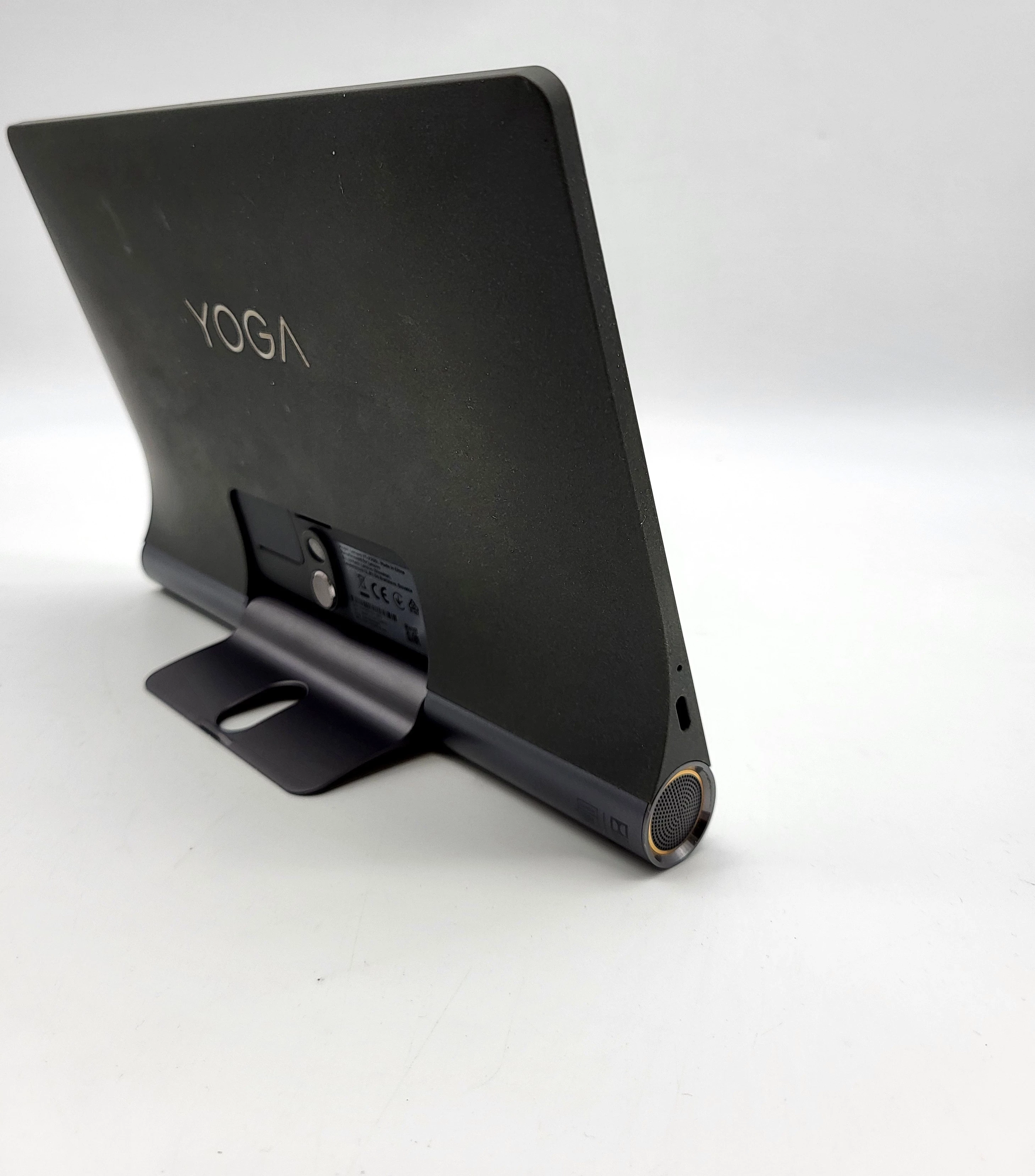 tablet-lenovo-yt-x705l-pudelko-transmisja-danych-217-512