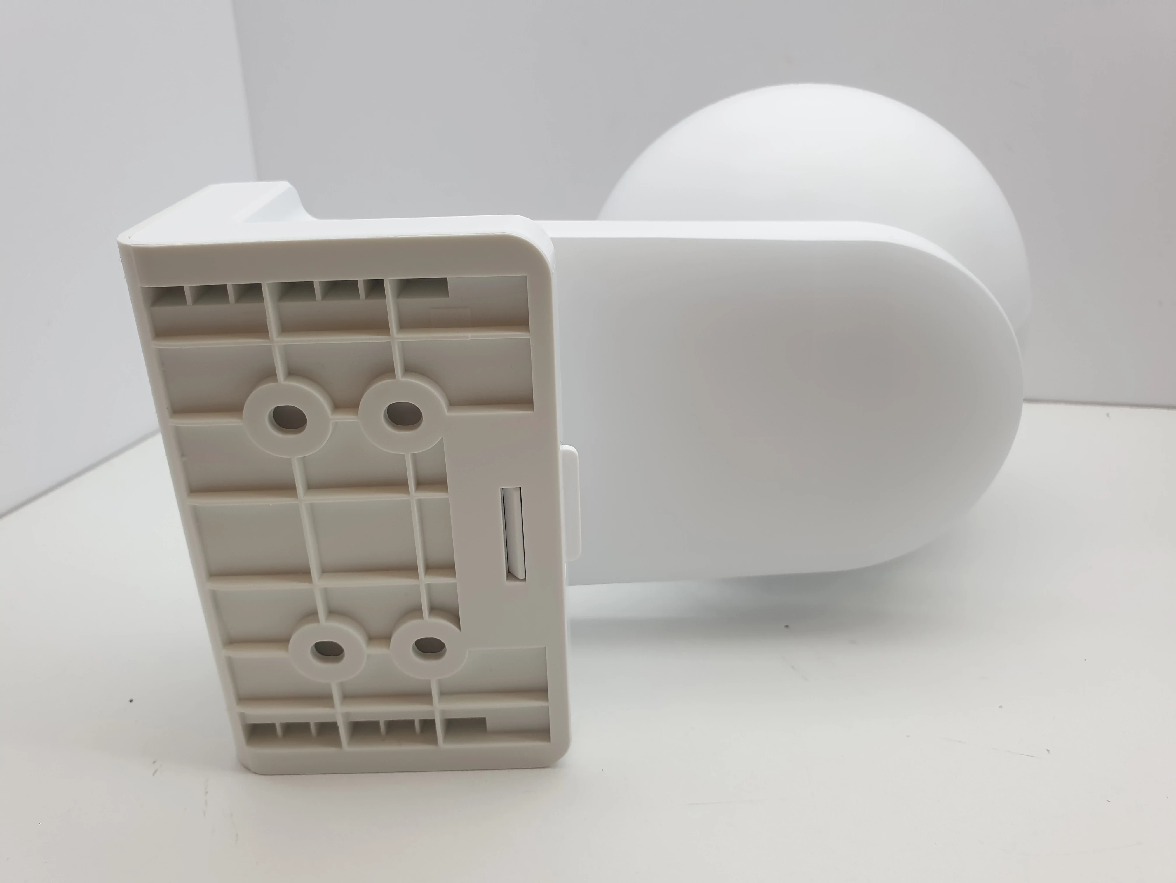 cb8-pro-4k-kamera-obrotowa-wifi-8mpx-aov-20-autotracking-ezviz-stan-11323-2