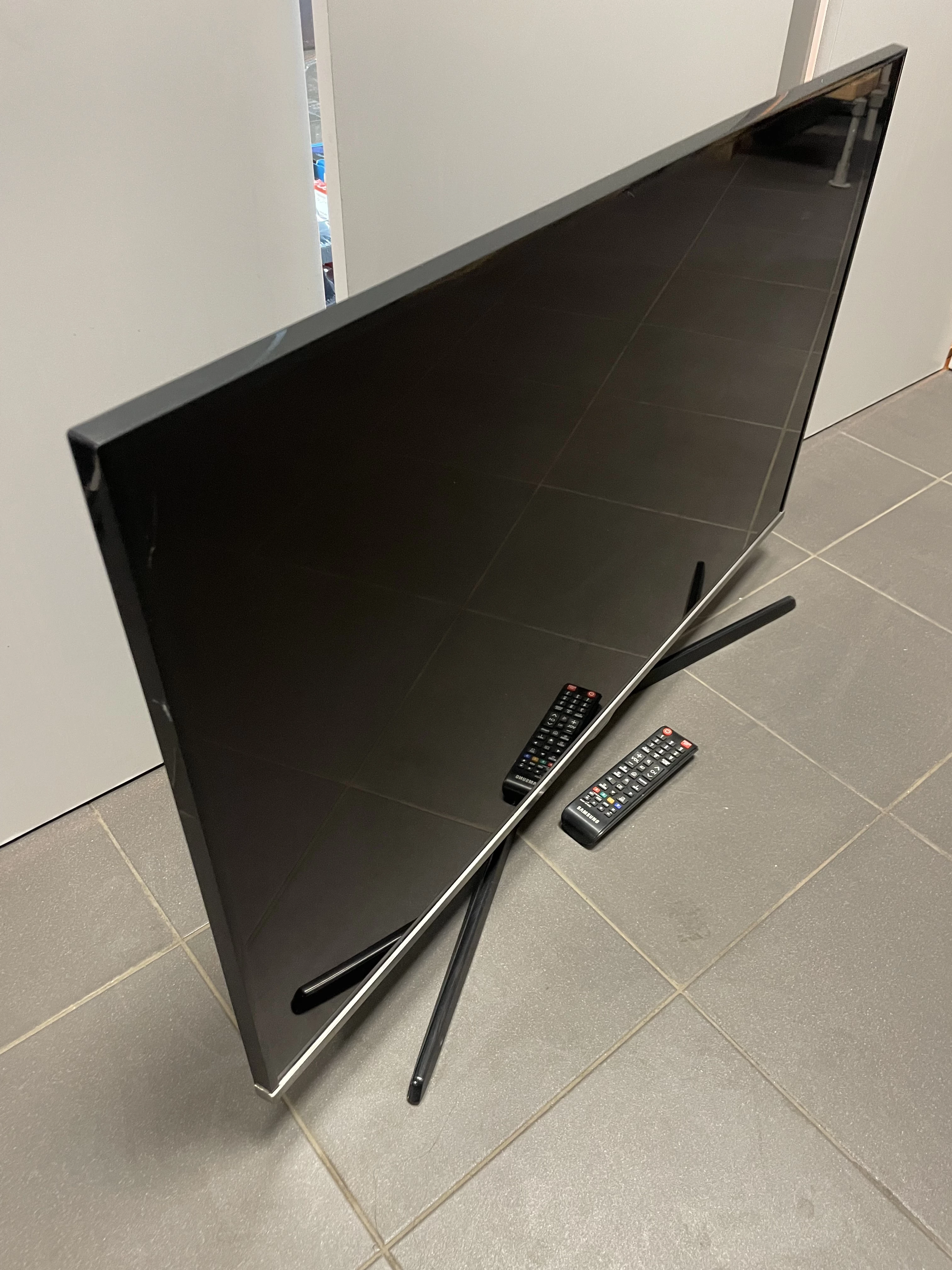 telewizor-samsung-ue40j5100aw-typ-telewizora-211486-250142