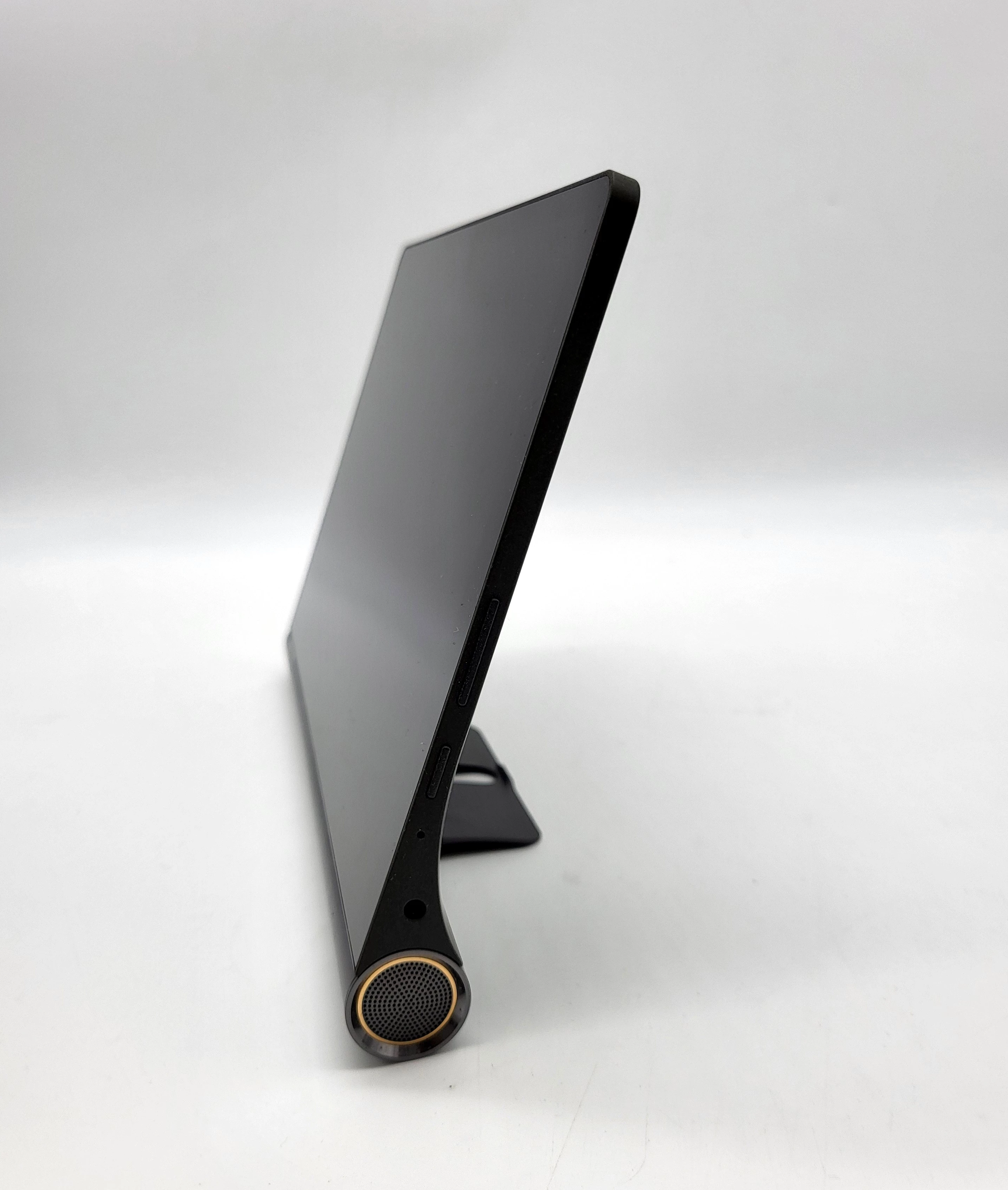 tablet-lenovo-yt-x705l-pudelko-kod-producenta-za530012pl