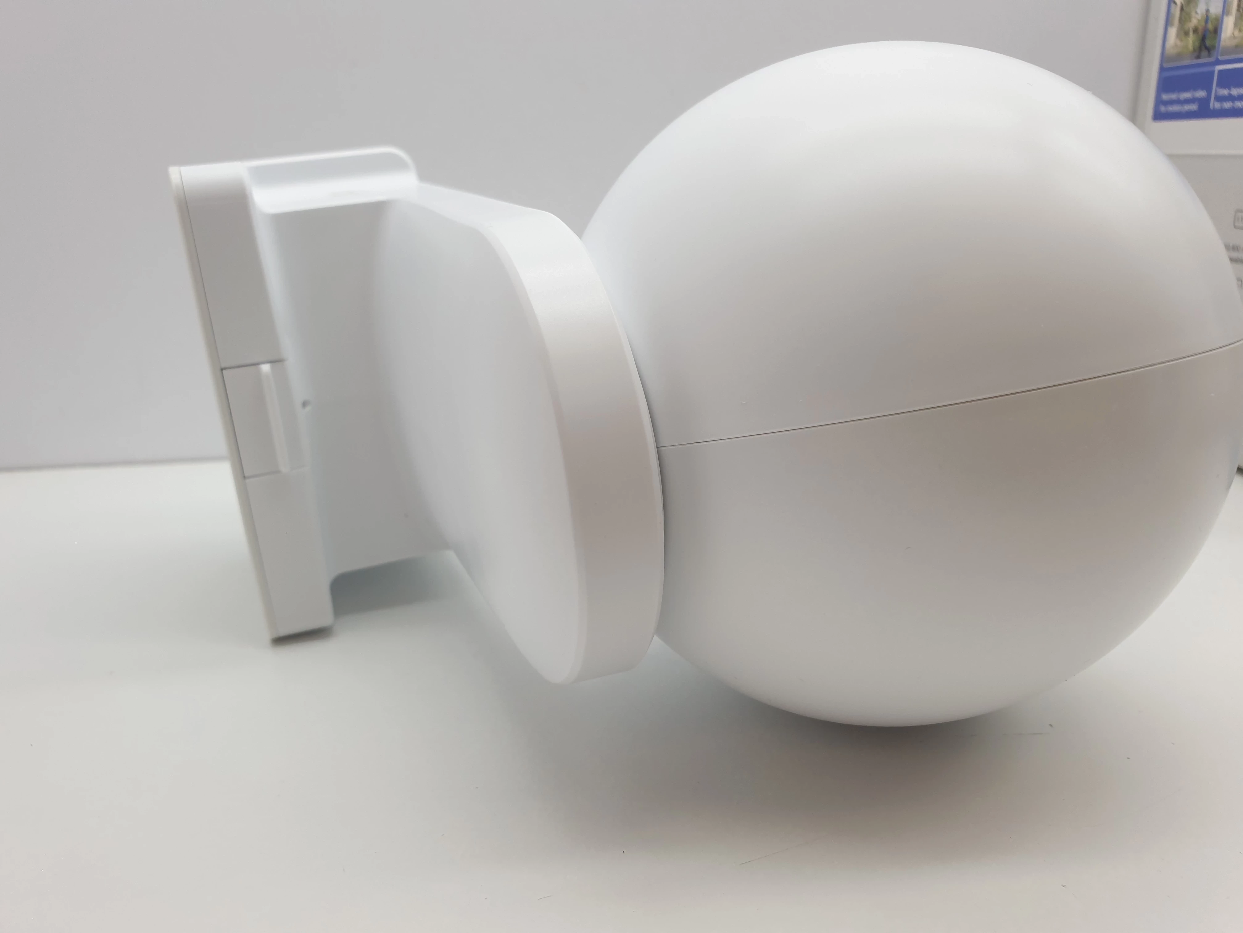 cb8-pro-4k-kamera-obrotowa-wifi-8mpx-aov-20-autotracking-ezviz-ean-gtin-6941545638959