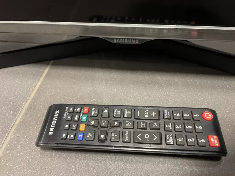 telewizor-samsung-ue40j5100aw-stan-11323-2