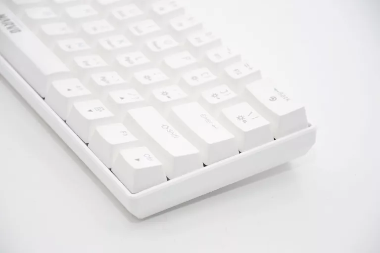 klawiatura-mechaniczna-saber-61-white-kg933gwh-stan-11323-2