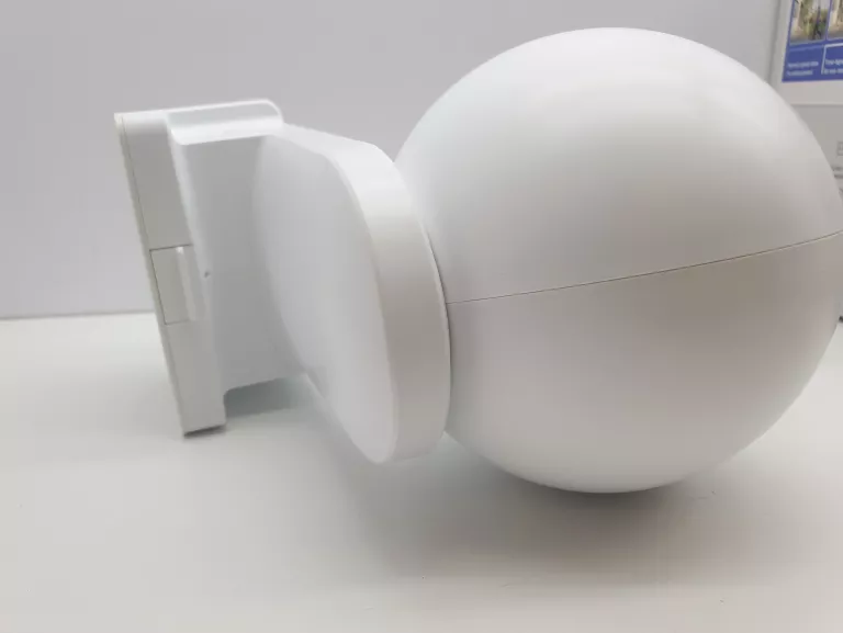 cb8-pro-4k-kamera-obrotowa-wifi-8mpx-aov-20-autotracking-ezviz-ean-gtin-6941545638959