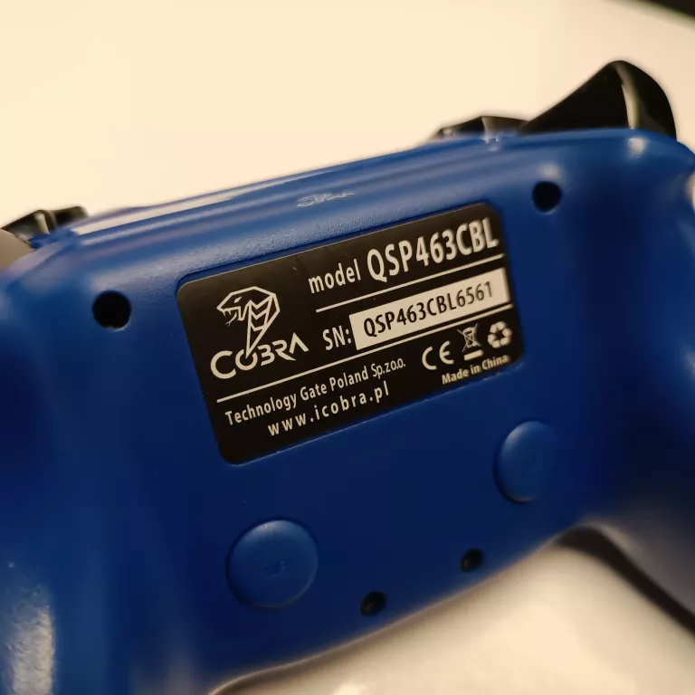 konsola-ps4-cuh-2016b-niesprawny-naped-liczba-kontrolerow-w-zestawie-205994-225550