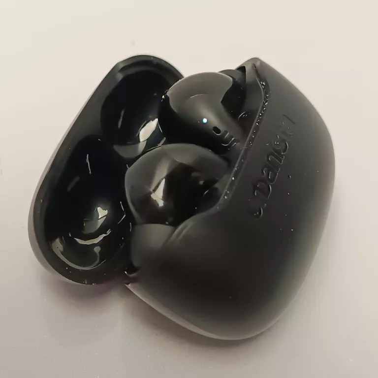 sluchawki-bt-urbanista-osiedle-teatralne-3u15-krakow