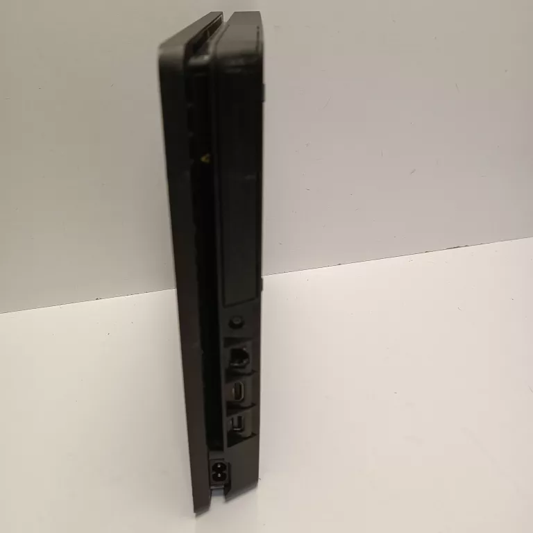 konsola-ps4-cuh-2016b-niesprawny-naped-producent-248914-1705040