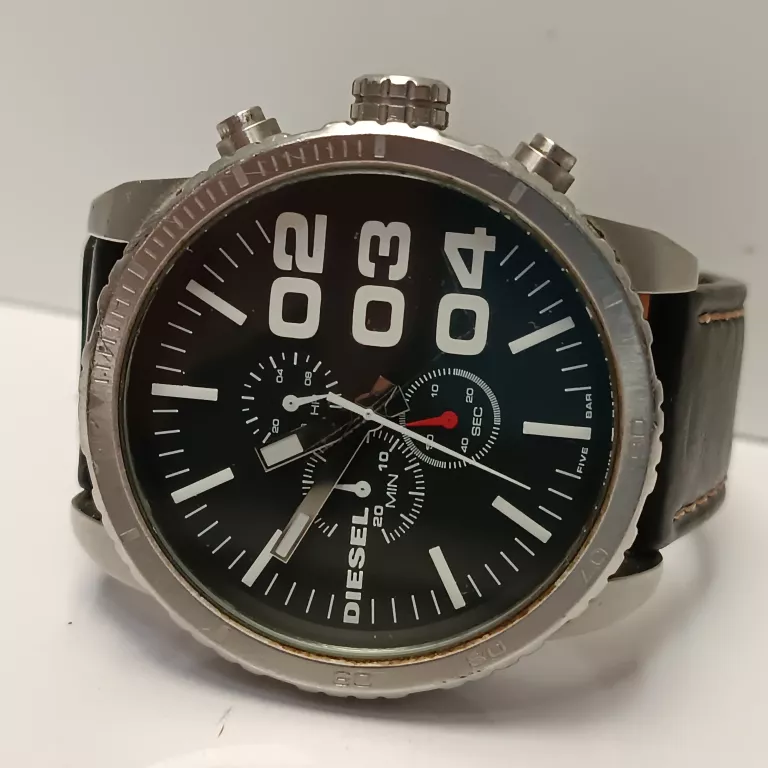 zegarek-diesel-dz4208-111207-ksztalt-koperty-129223-2