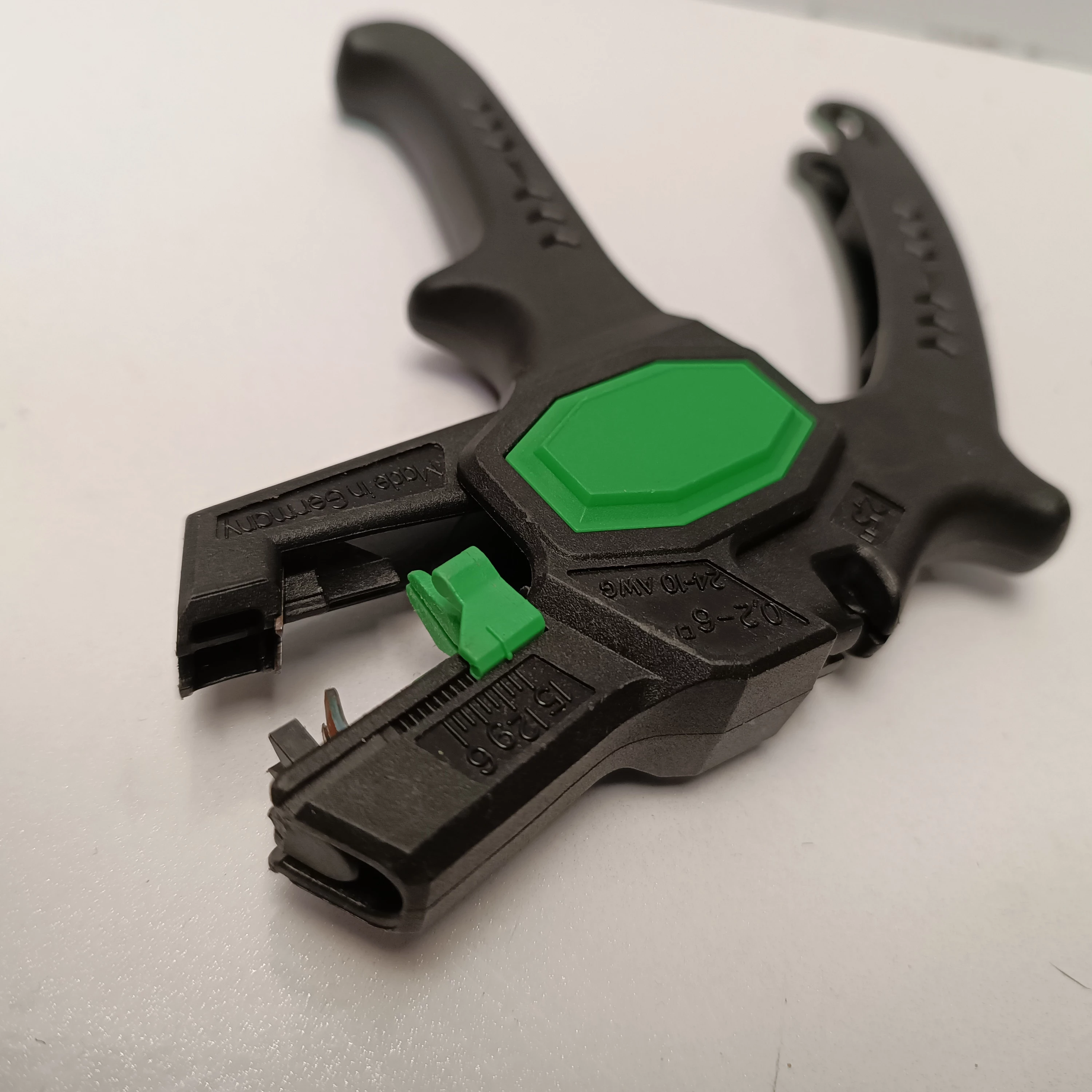 haupa-szczypce-do-zdejmowania-izolacji-02-6-mm-210695-kod-producenta-382105225