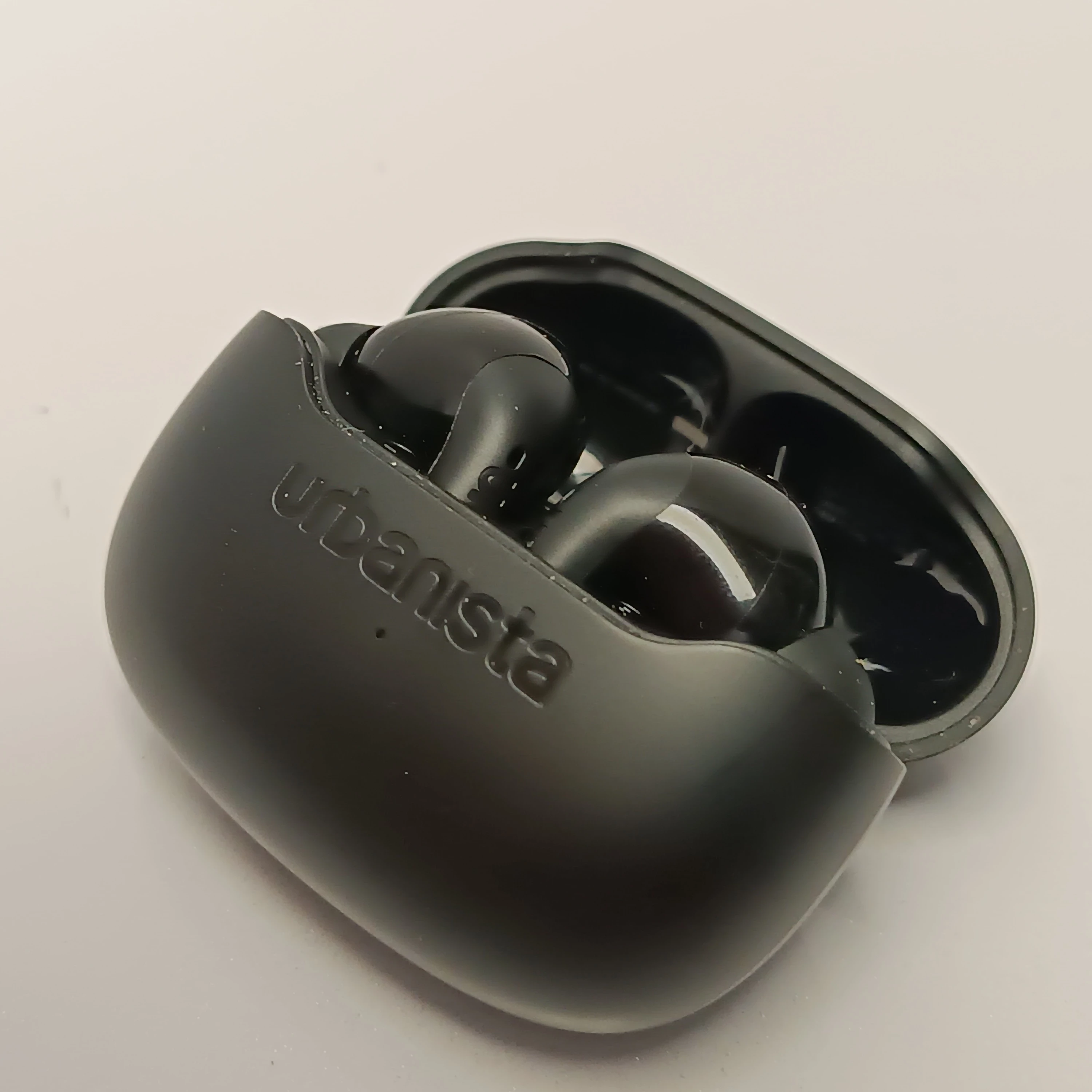 sluchawki-bt-urbanista-kolor-dominujacy-129357-5