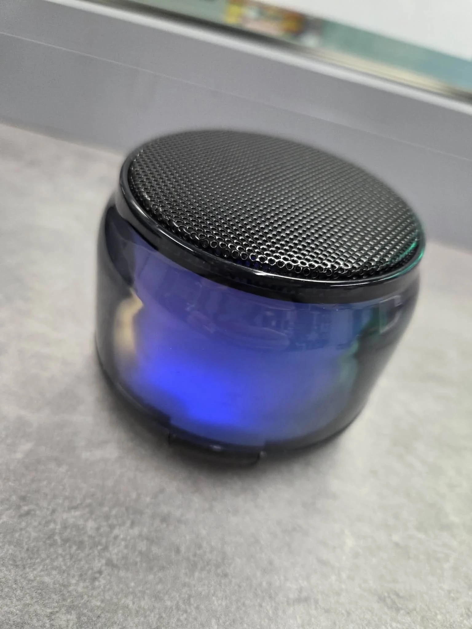 grundig-umbro-glosnik-bluetooth-bezprzewodowy-rgb-3w-stan-11323-2