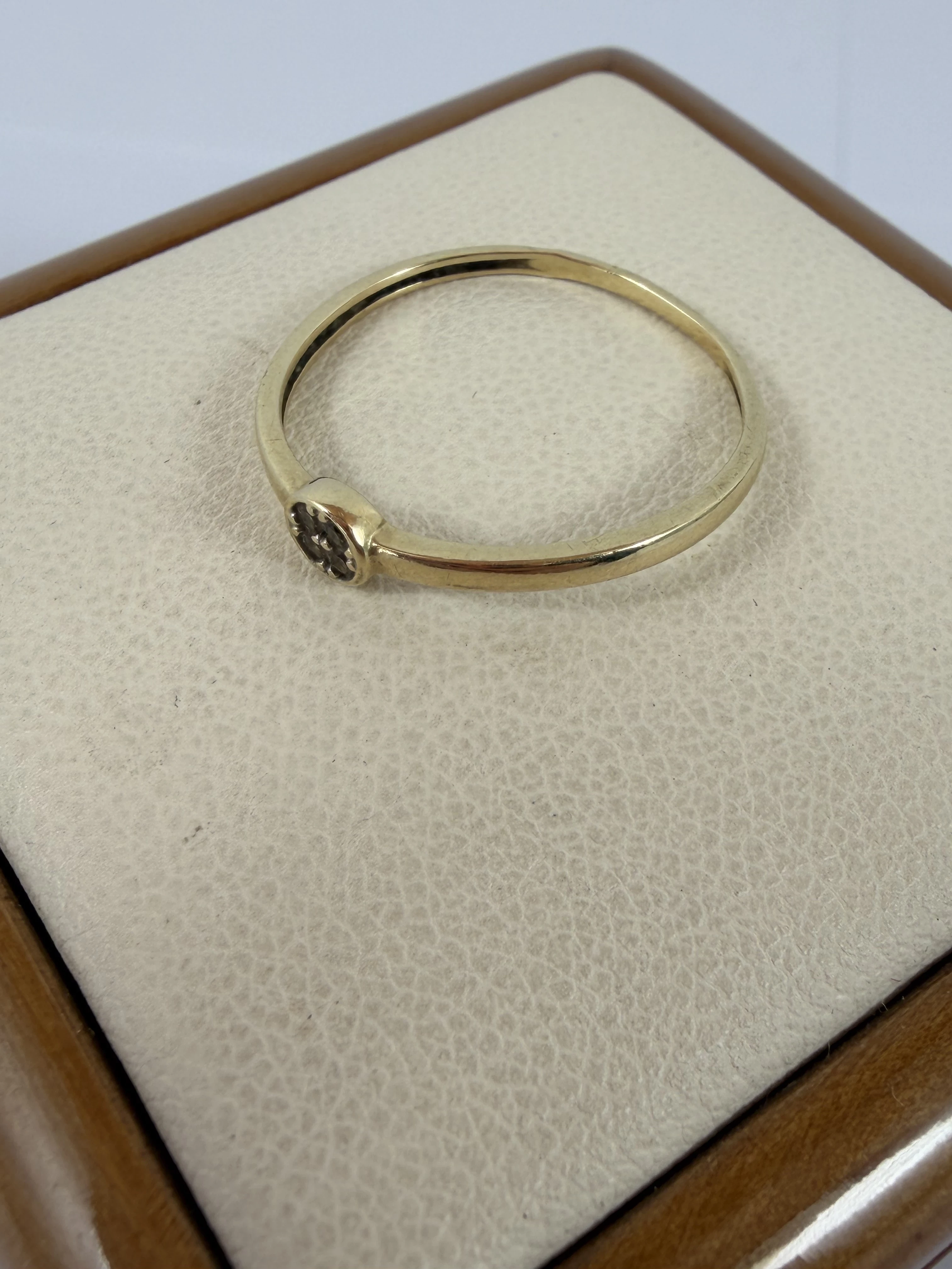 wyrob-jubilerski-uzywany-zloty-pierscionek-585-075-stan-11323-2