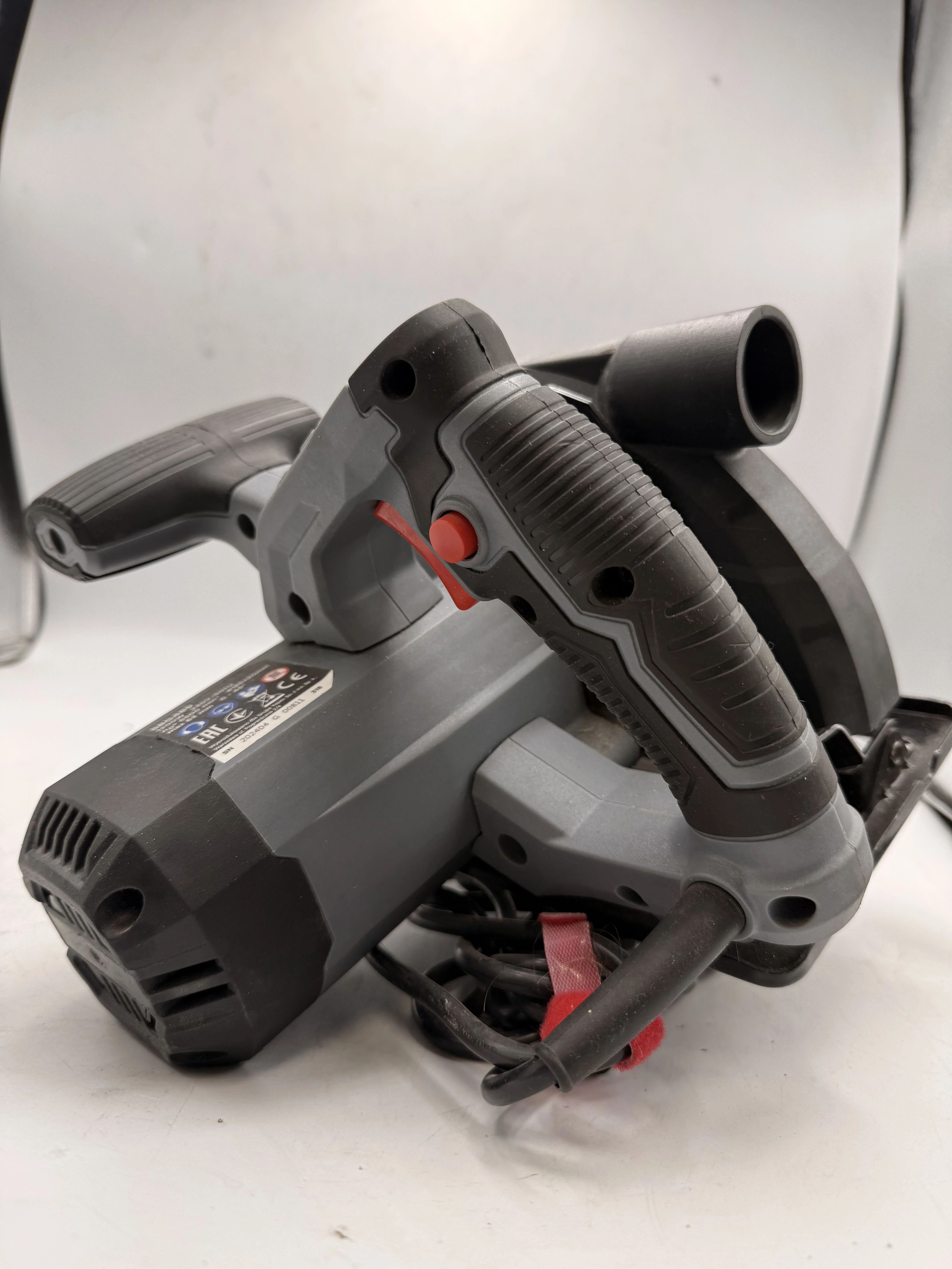 graphite-pilarka-pila-tarczowa-1200w-185-mm-58g489-srednica-otworu-pily-2000