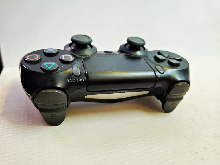 konsola-ps4-slim-500gb-pad-hdmi-zasilacz-gra-fifa-18-stan-11323-2