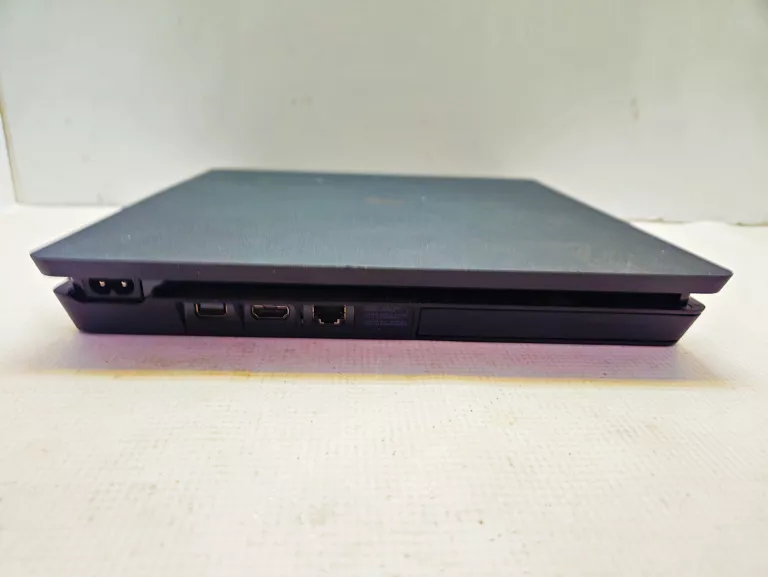 konsola-ps4-slim-500gb-pad-hdmi-zasilacz-gra-fifa-18-gry-w-zestawie-205998-225574