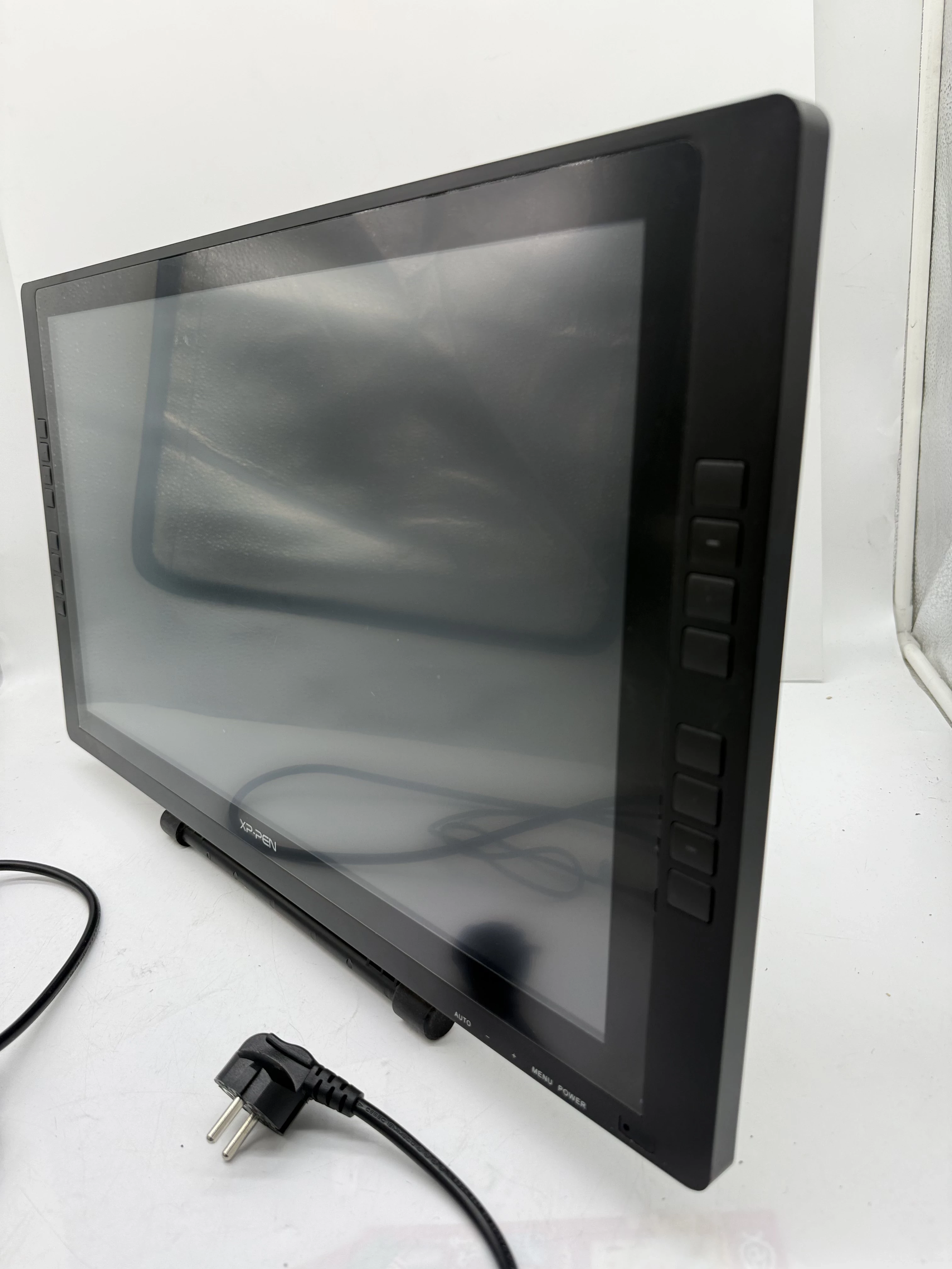 tablet-graficzny-xp-pen-artist-22-pro-monitor-dotykowy-stan-11323-2