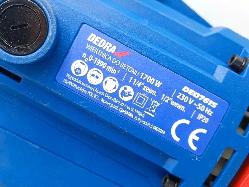 wiertnica-do-betonu-kamienia-dedra-otwornica-1700w-130mm-soft-start-ded761-seria-ded7615