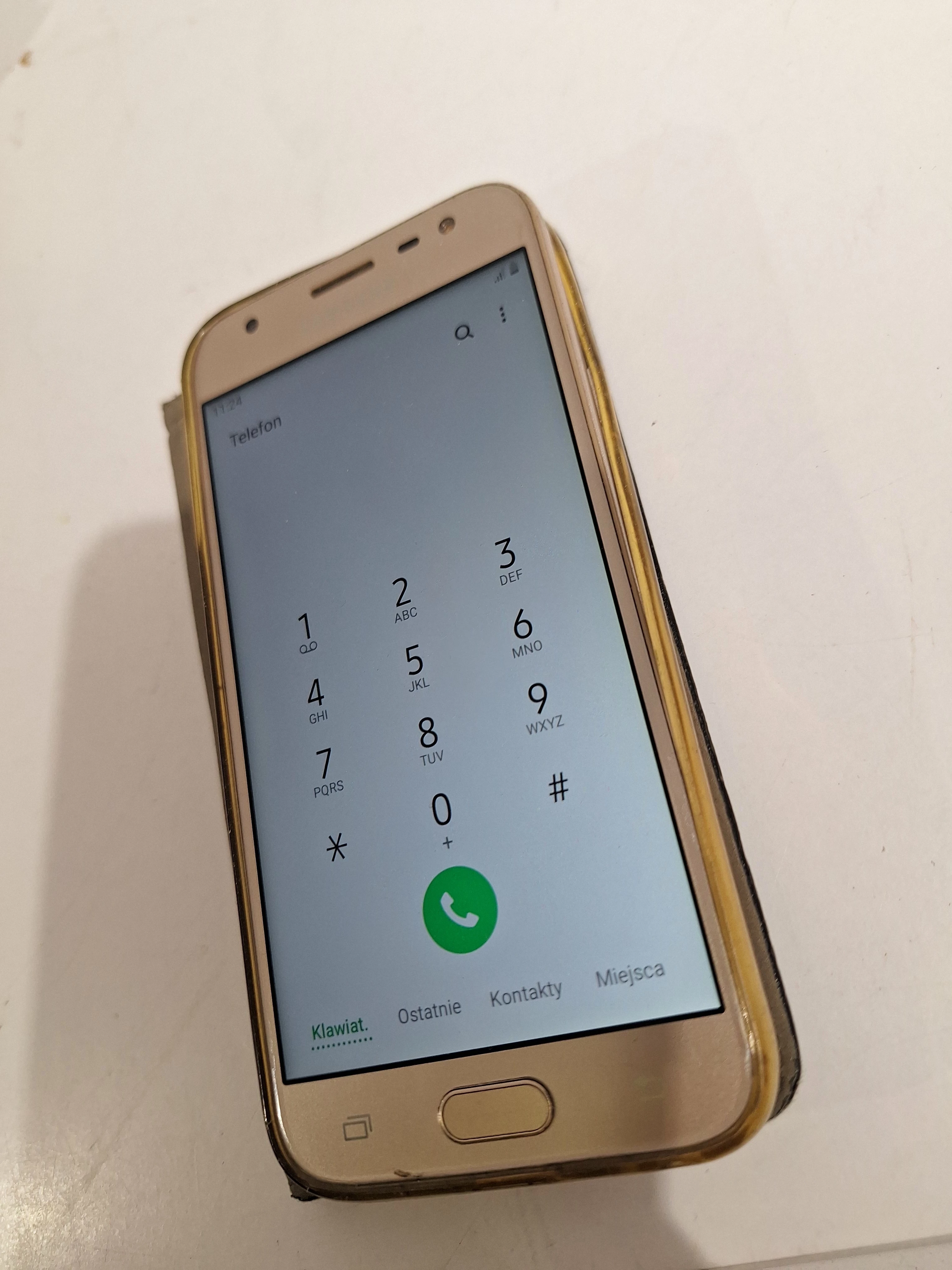 telefon-samsung-j3-2017-sm-j33f-16gb2gb-przebarwienia-etui-przekatna-ekranu-500