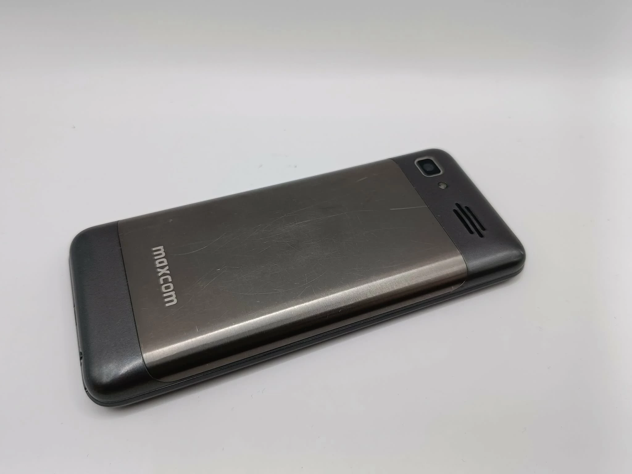 telefon-maxcom-mm244-pamiec-ram-202865-214173