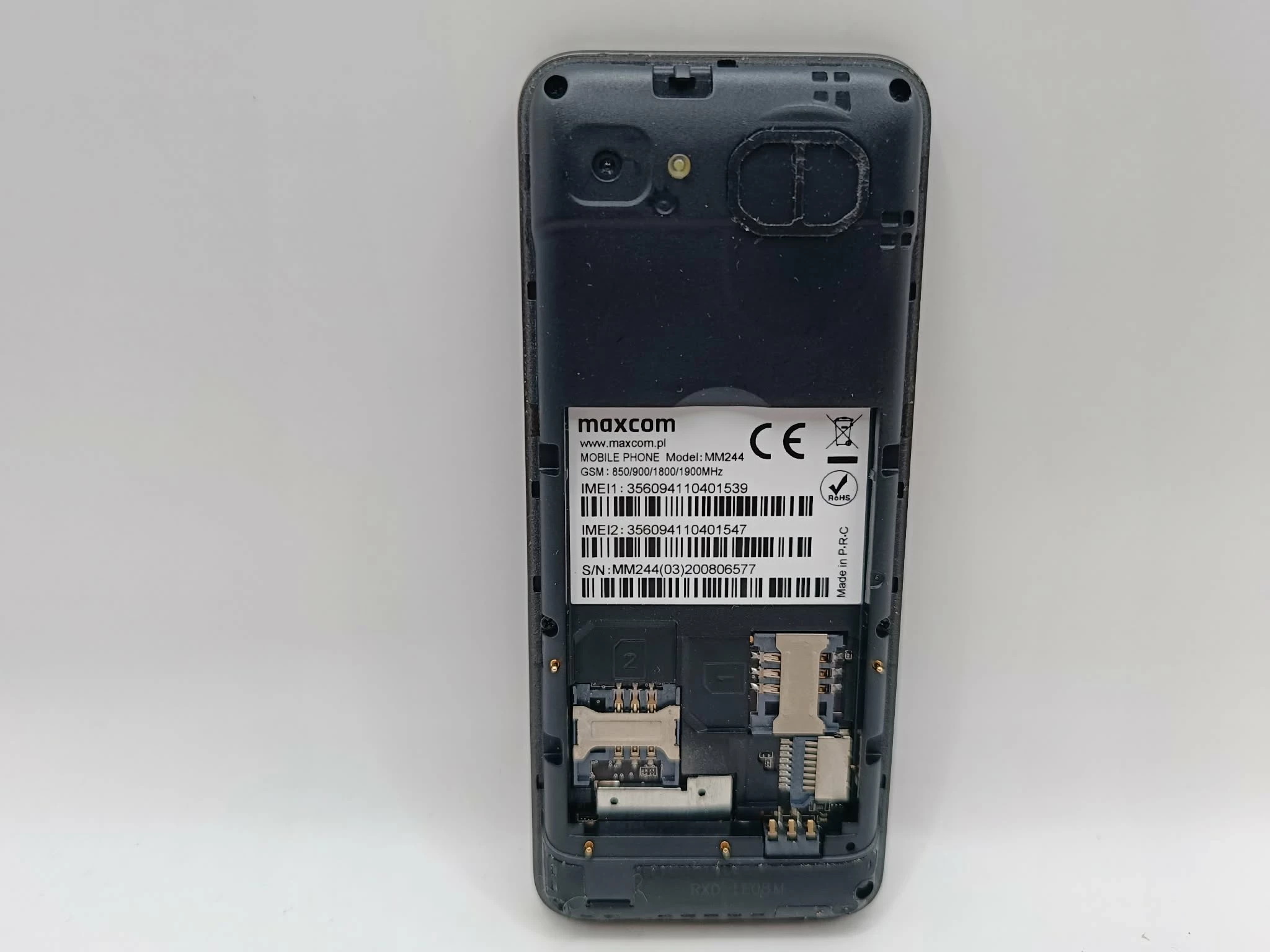 telefon-maxcom-mm244-system-operacyjny-4388-4