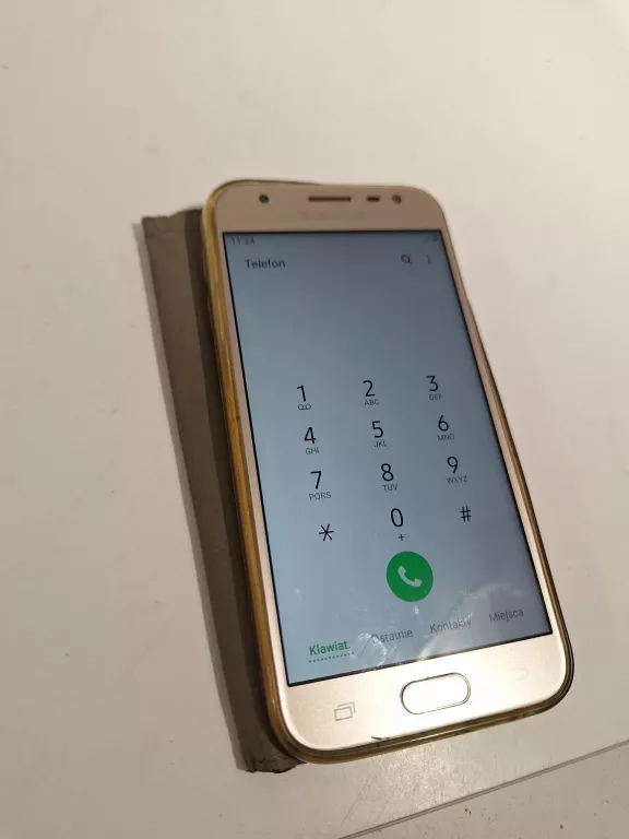 telefon-samsung-j3-2017-sm-j33f-16gb2gb-przebarwienia-etui-kod-producenta-sm-j330fds