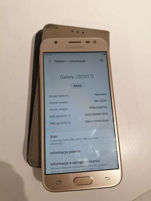telefon-samsung-j3-2017-sm-j33f-16gb2gb-przebarwienia-etui-pojemnosc-akumulatora-2400