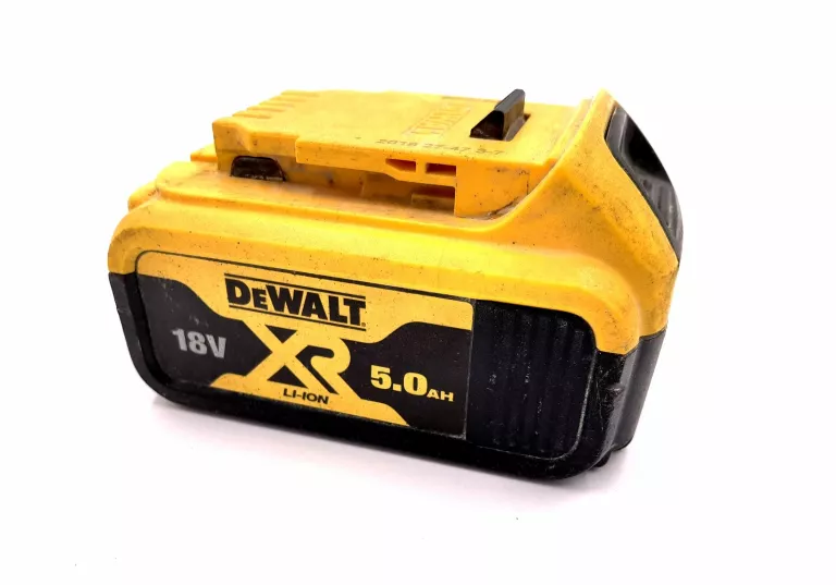 akumulator-dewalt-5ah-dcb184-rynek-4-chodziez