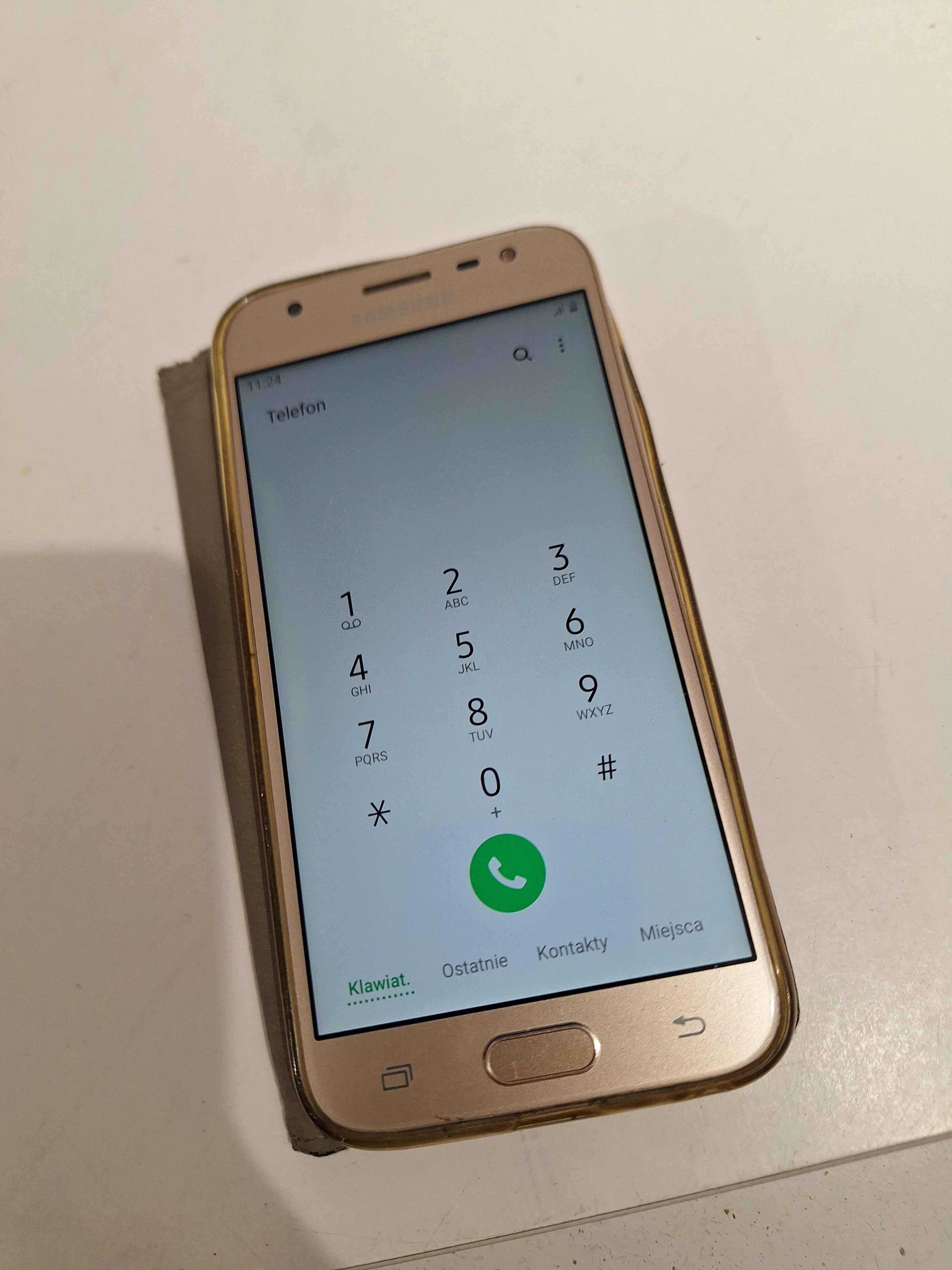 telefon-samsung-j3-2017-sm-j33f-16gb2gb-przebarwienia-etui-typ-202685-212929