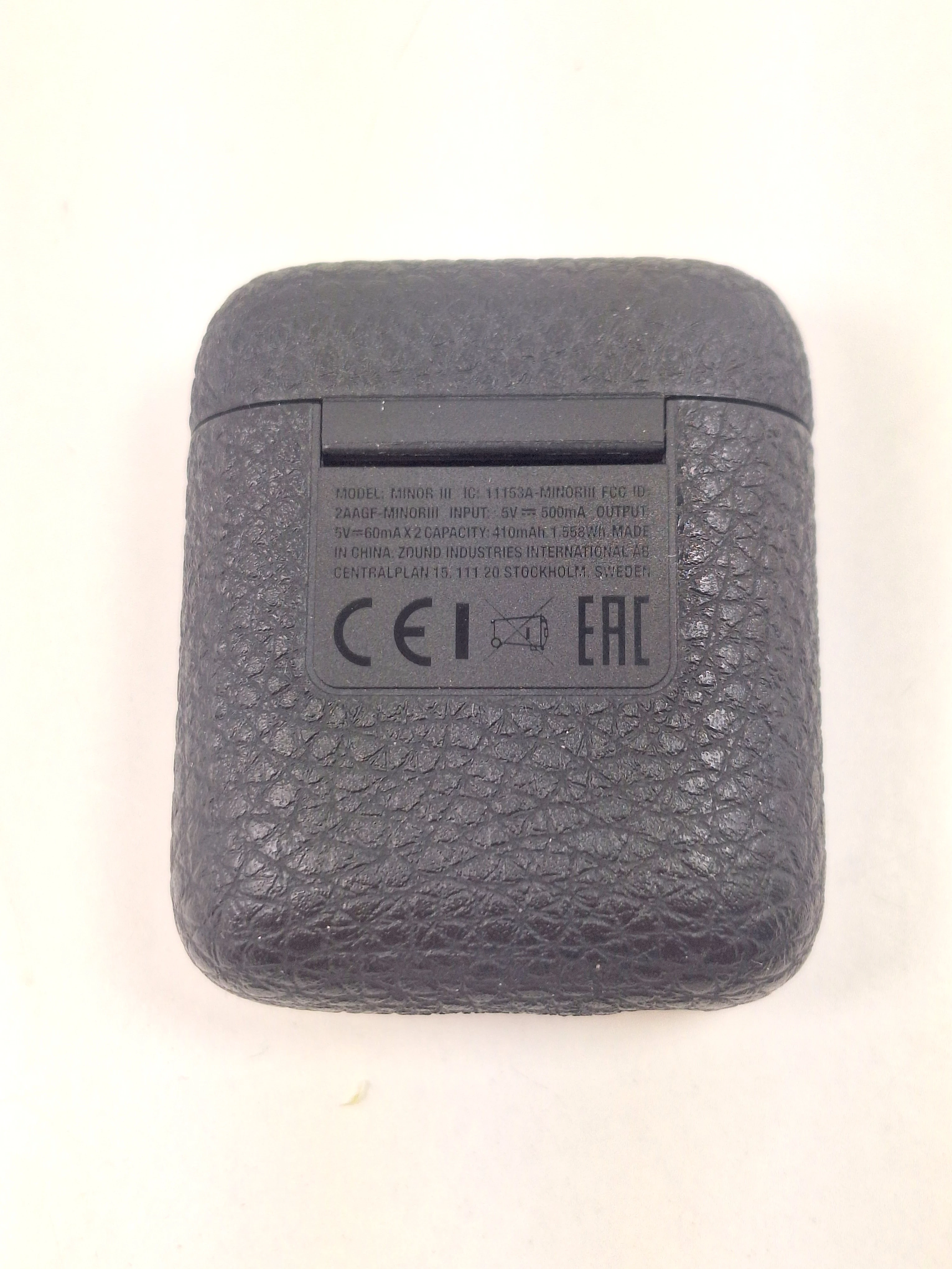 sluchawki-bluetooth-marshall-minor-iii-stan-11323-2