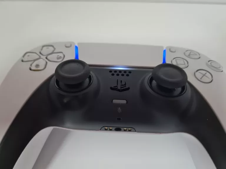 kontroler-bezprzewodowy-sony-dualsense-white-ps5-kompatybilne-platformy-210650-1712201
