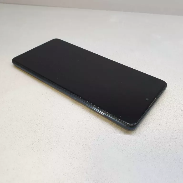 samsung-galaxy-a71-1286-gb-kod-producenta-sm-a715fzkuxeo