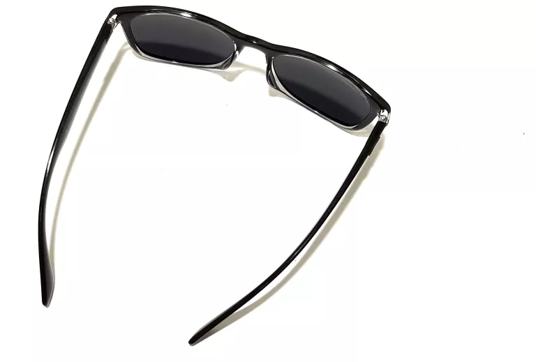 okulary-przeciwsloneczne-rayban-stan-bardzo-dobry-polaryzacja-fason-4526-3
