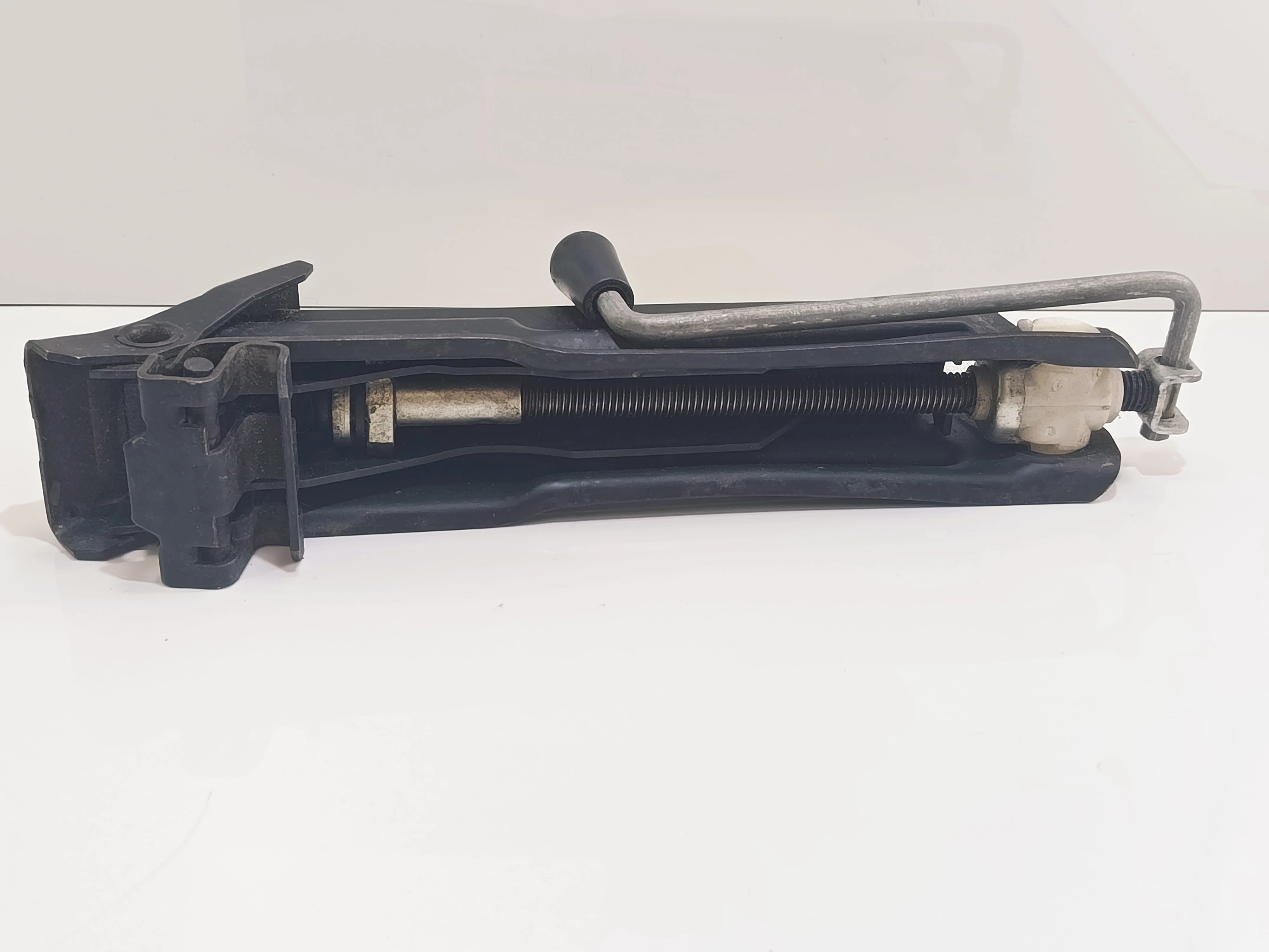 lewarek-samochodowy-czarny-marka-248811-974886