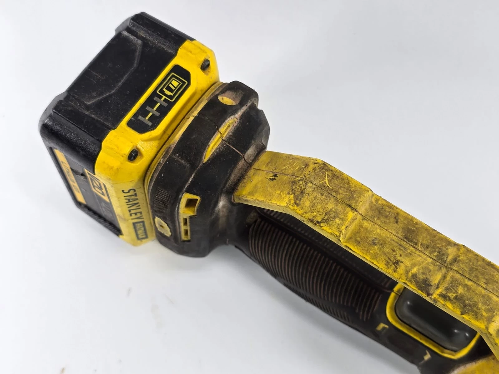 stanley-sfmcg400b-szlifierka-katowa-akumulatorowa-125-mm-18-v-stan-11323-2