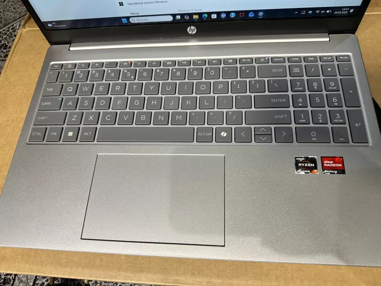 laptop-hp-15-fc0061nw-przekatna-ekranu-1560