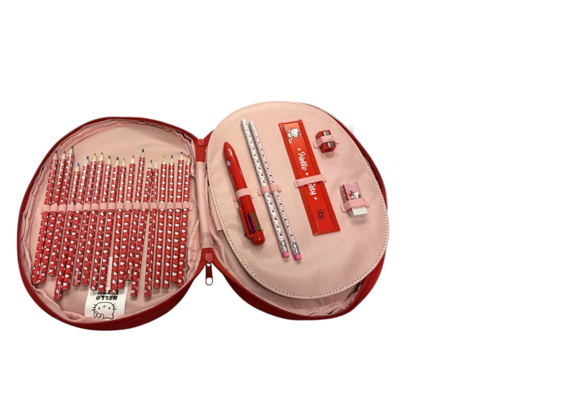 piornik-hello-kitty-z-wyposazeniem-stan-11323-1