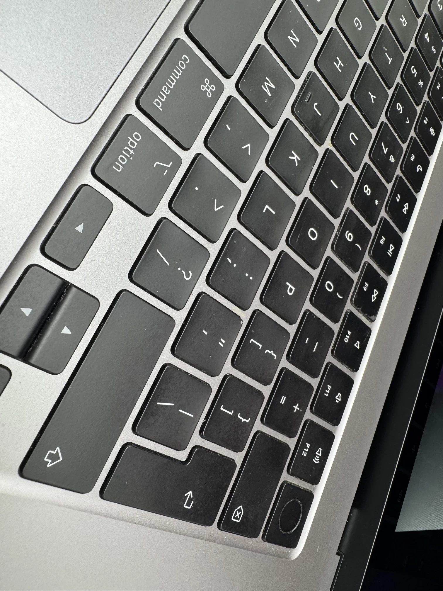 laptop-apple-macbook-air-m2-2023-a2941-kod-producenta-mqkq3zea