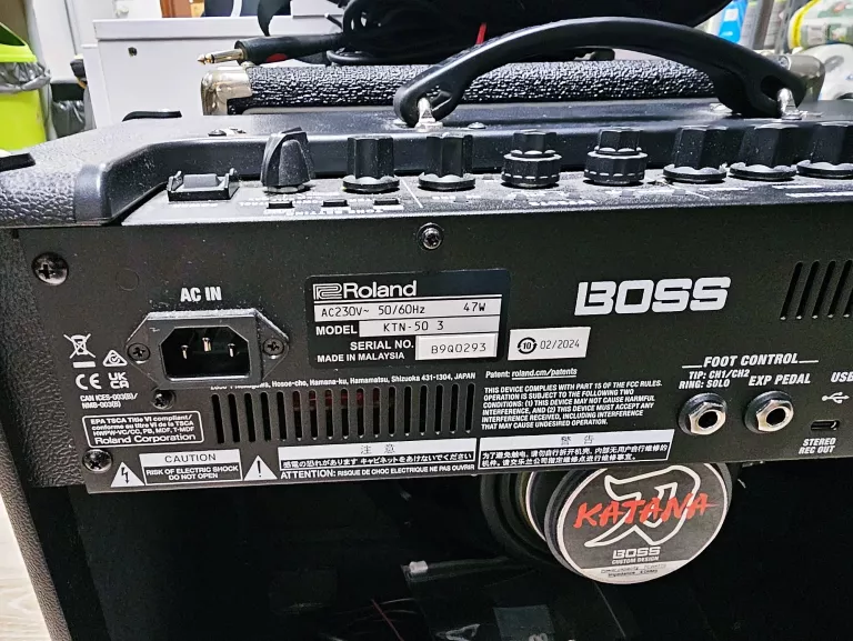 wzmacniacz-gitarowy-katana-boss-ktn-50-konstrukcja-1354-2