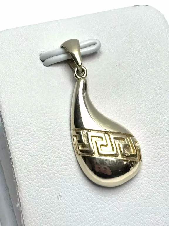 piekna-zlota-zawieszka-p585-184g-material-15835-2