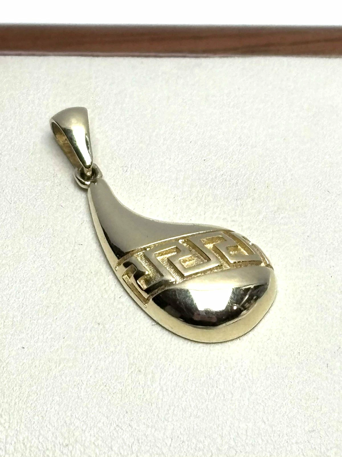 piekna-zlota-zawieszka-p585-184g-okrzei-191-pila