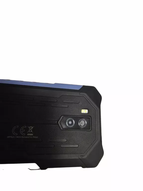 telefon-hammer-iron-3-116gb-komplet-przekatna-ekranu-550