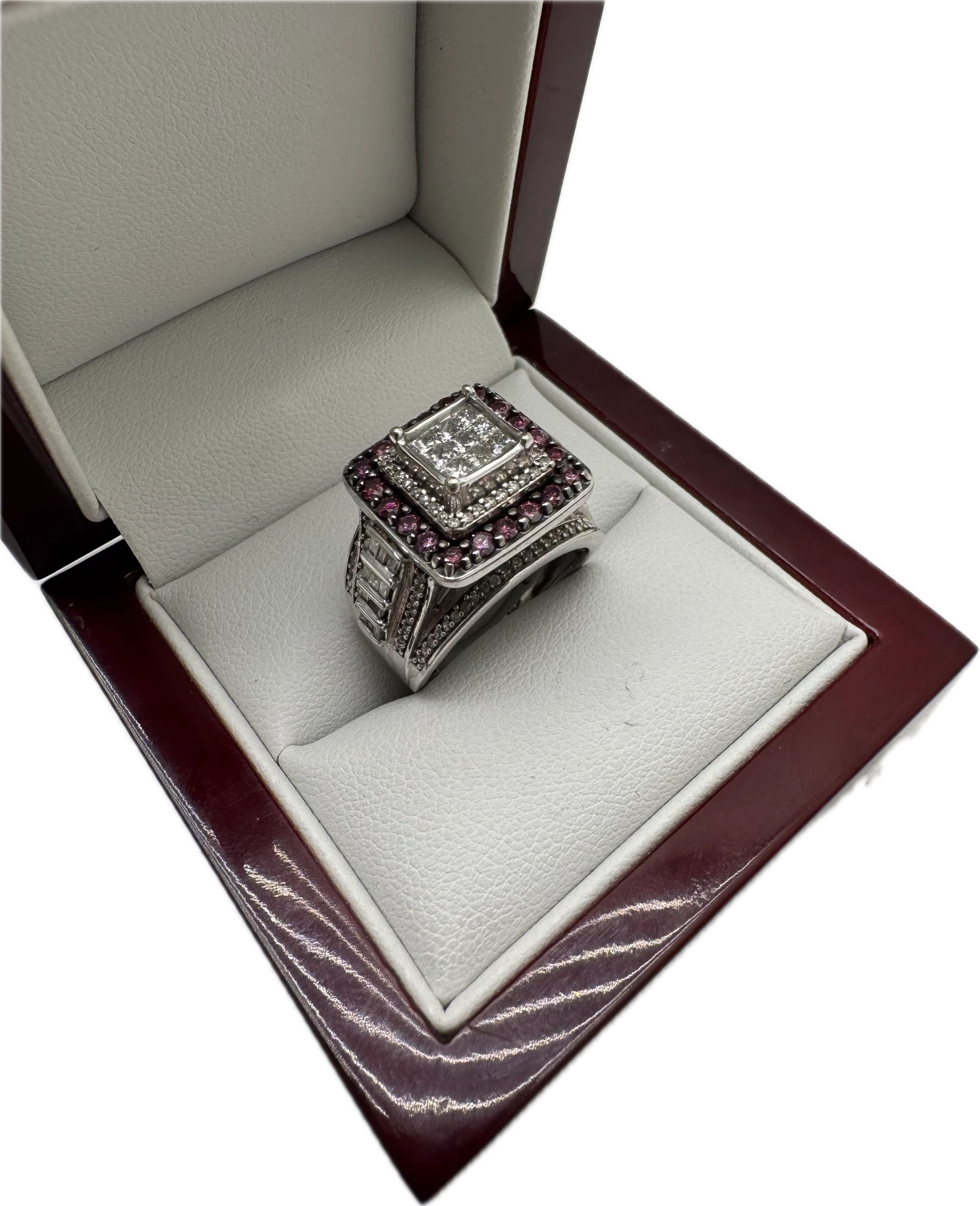 fenomenalny-zloty-pierscionek-z-ametystami-i-brylantami-417-821g-r12-material-15835-1