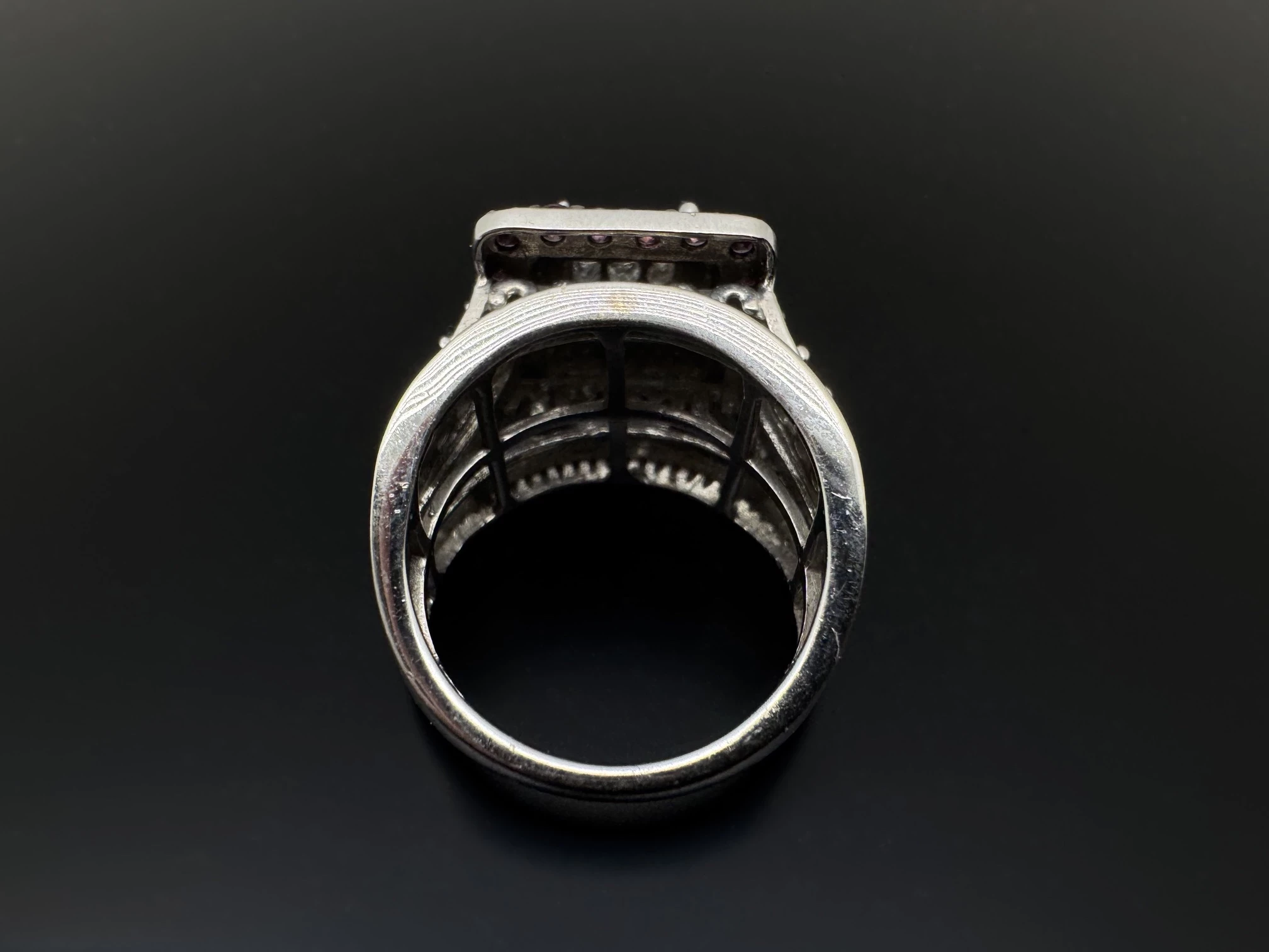 fenomenalny-zloty-pierscionek-z-ametystami-i-brylantami-417-821g-r12-waga-821