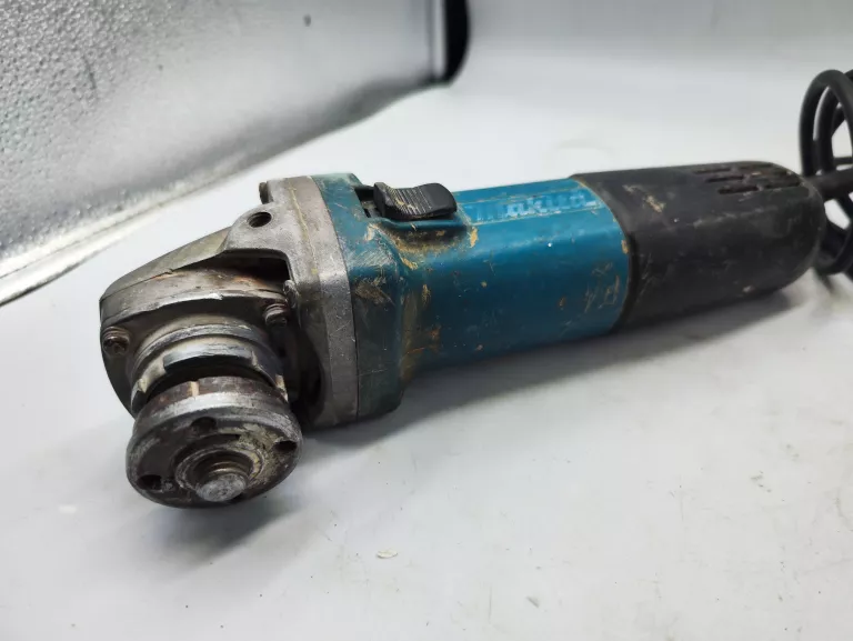 szlifierka-katowa-makita-9558hn-ean-gtin-3016661157837