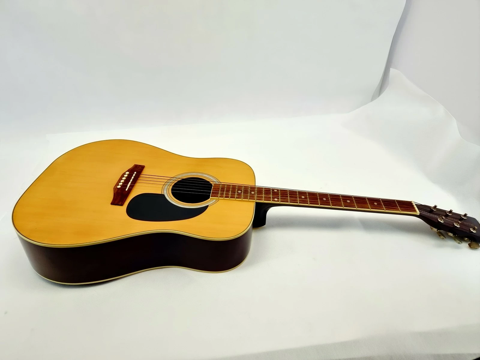 stretton-pelnowymiarowa-gitara-akustyczna-dabrowszczakow-1811-sj-olsztyn