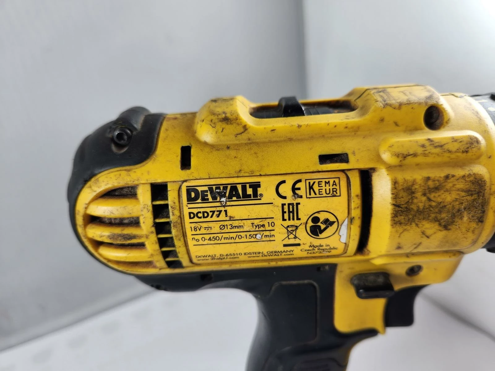 wkretarka-dewalt-dcd771-aku-5ah-ladowarka-rodzaj-silnika-204657-221321