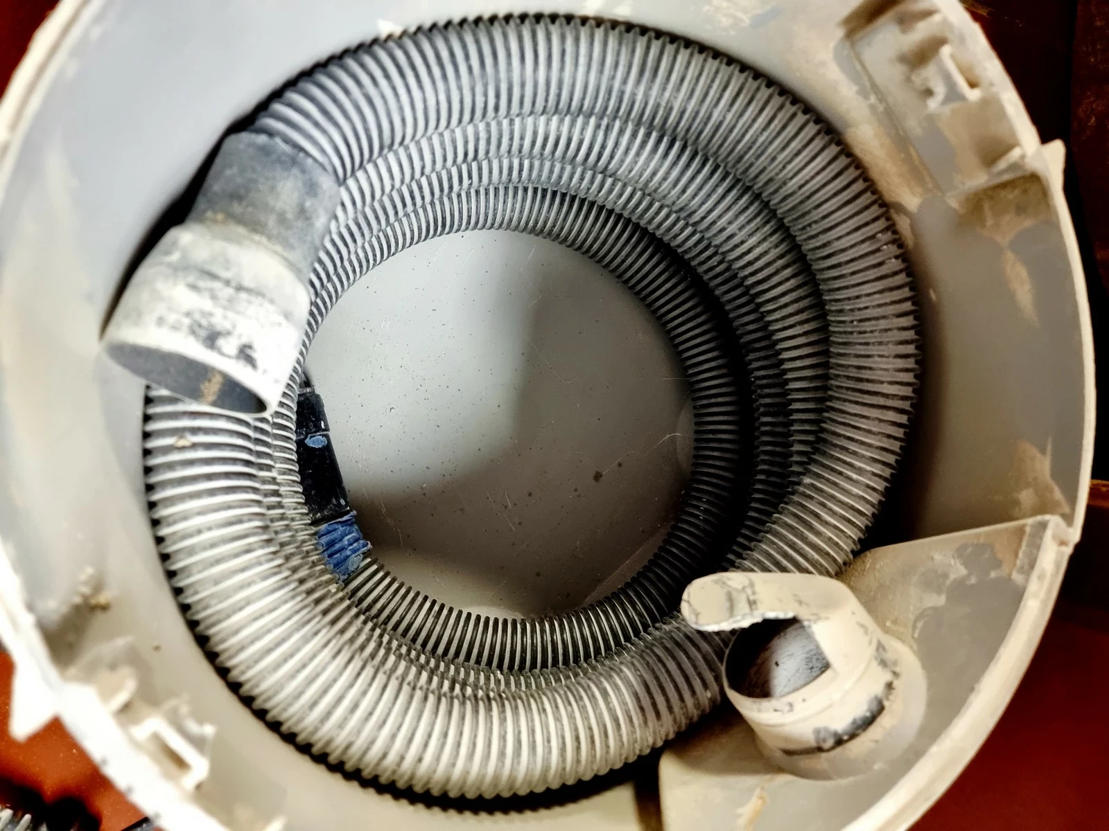 odkurzacz-przemyslowy-makita-vc2512l-stan-11323-2